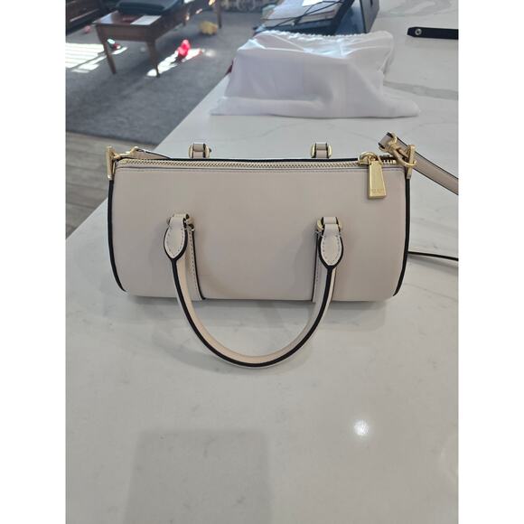 Katie Spade Small Icon Tote Cream white color worn once heart shape - Picture 5 of 9